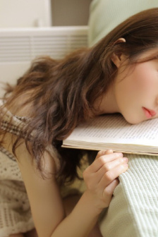 年轻的母亲免费在线